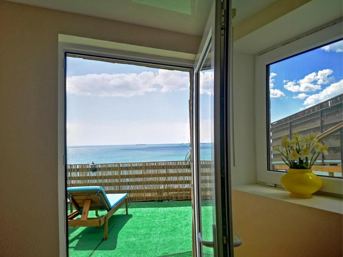 Sea View Apartments Odesa Exterior photo